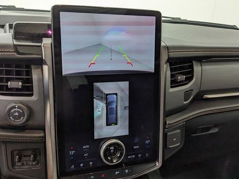 Used 2024 Ford Expedition Max Platinum image 30