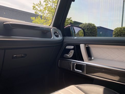 Used 2025 Mercedes-Benz G 63 AMG 4MATIC image 43