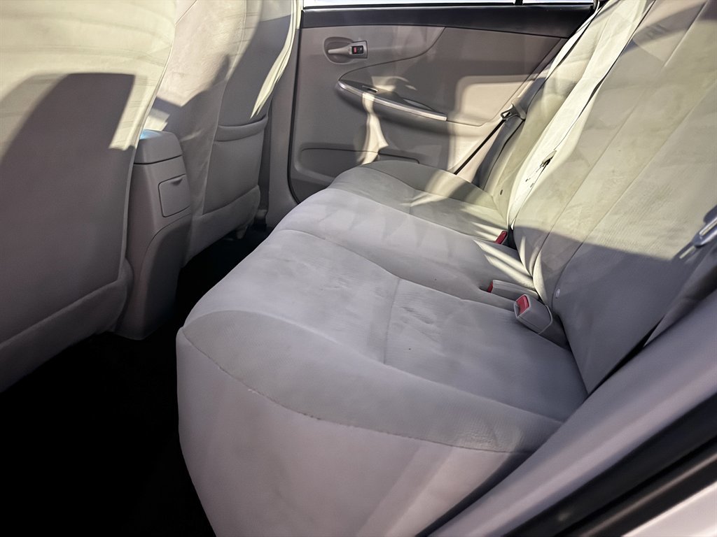 Used 2012 Toyota Corolla LE FWD image 50