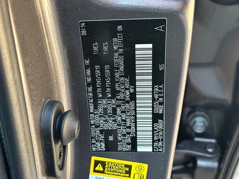 Used 2015 Toyota Highlander Limited AWD/4WD image 31