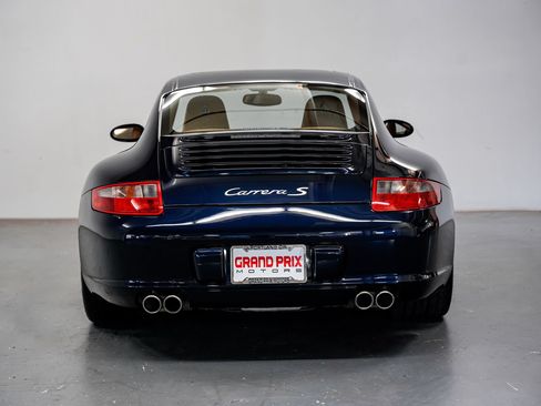 Used 2006 Porsche 911 Carrera S RWD image 4
