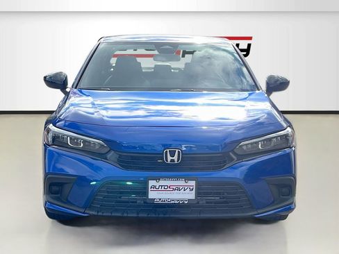 Used 2023 Honda Civic Sport image 2