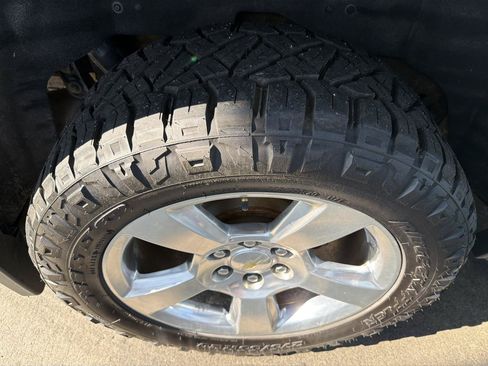 Used 2015 Chevrolet Tahoe LT AWD/4WD image 25