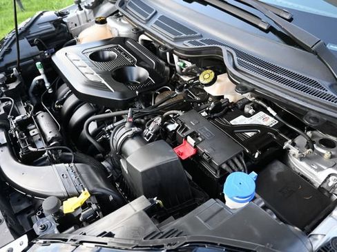 Used 2020 Ford EcoSport SE w/ SE Convenience Package AWD/4WD image 16