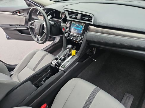 Used 2019 Honda Civic EX image 17