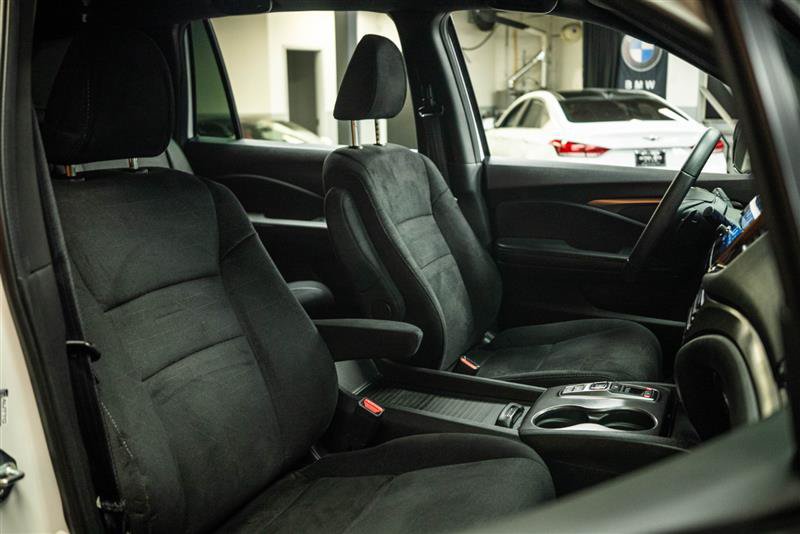 Used 2022 Honda Pilot Sport image 14