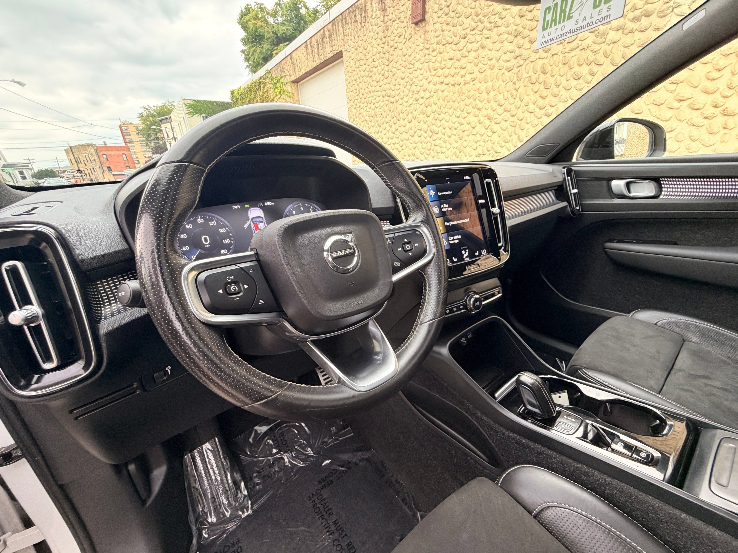 Used 2021 Volvo XC40 T5 R-Design w/ Climate Package AWD/4WD image 16