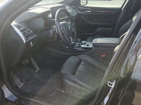 Used 2025 BMW X4 xDrive30i AWD/4WD image 7