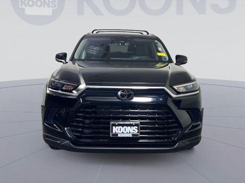 Used 2024 Toyota Grand Highlander AWD image 4