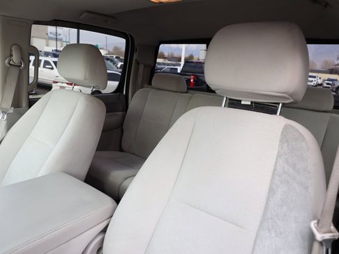 Used 2008 GMC Sierra 2500 SLE w/ Z71 Off-Road Package image 16