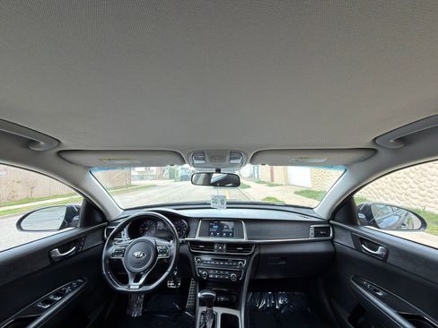 Used 2017 Kia Optima SX image 32