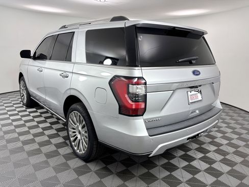 Used 2019 Ford Expedition Limited image 3