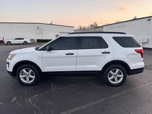 Used 2018 Ford Explorer 4WD image 7