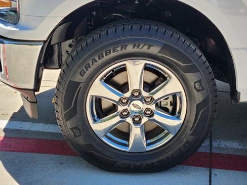 Used 2020 Ford F150 XLT w/ Equipment Group 302A Luxury image 16