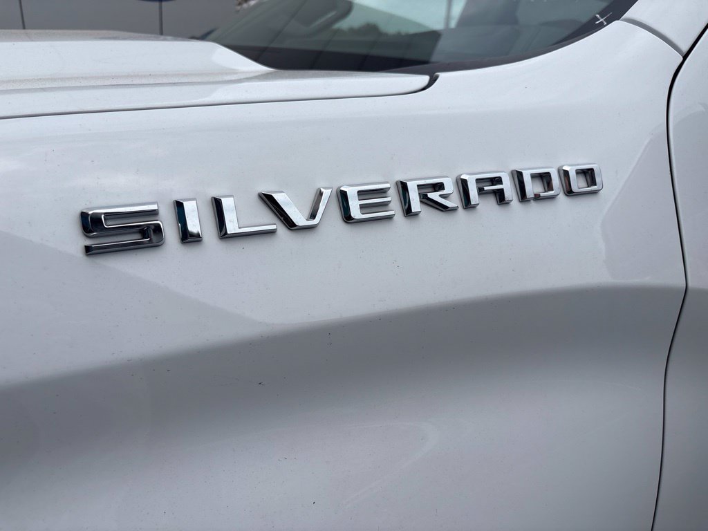 Used 2025 Chevrolet Silverado 1500 LT AWD/4WD image 7