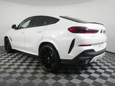 New 2027 BMW X6 xDrive40i w/ Premium Package AWD/4WD image 5