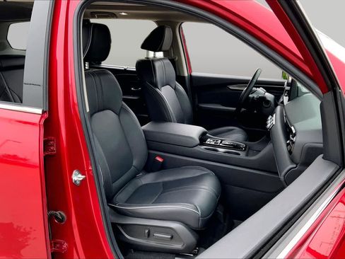 Used 2025 Honda Pilot Elite image 8