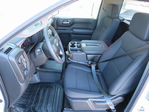 New 2026 Chevrolet Silverado 1500 W/T w/ WT Value Package AWD/4WD image 18