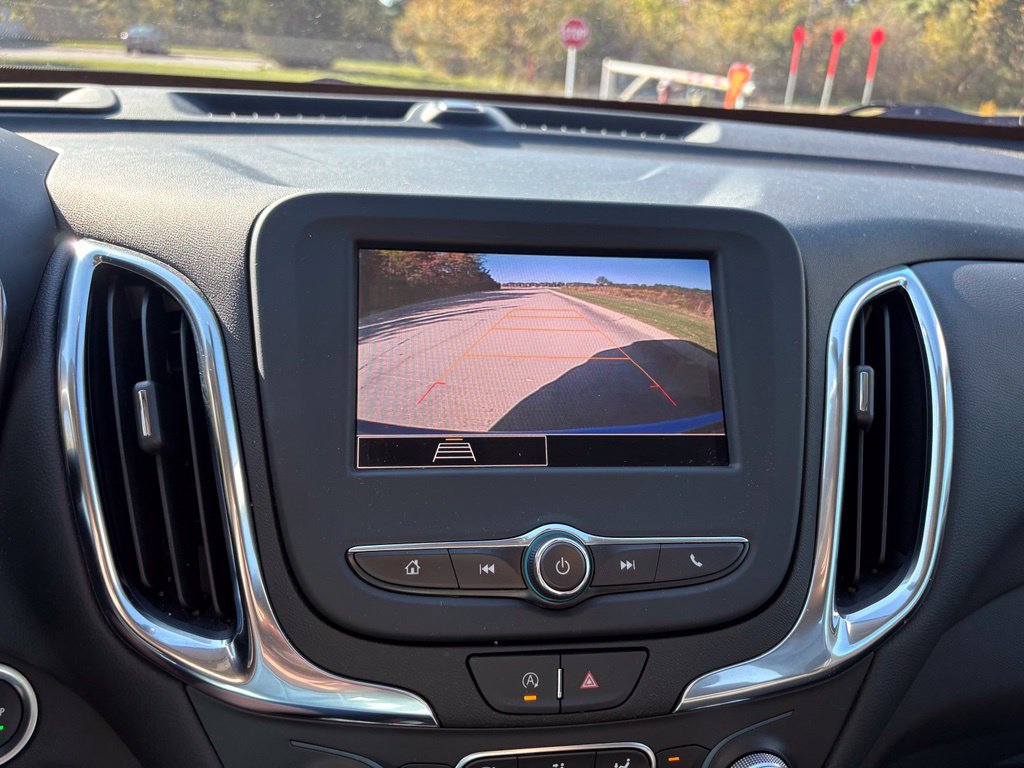 Used 2024 Chevrolet Equinox LT FWD image 5