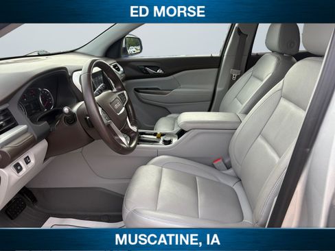 Used 2019 GMC Acadia SLT AWD/4WD image 13