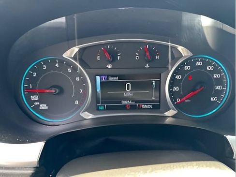Used 2019 Chevrolet Traverse LT AWD/4WD image 19