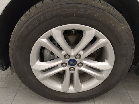 Used 2019 Ford Edge SEL w/ Equipment Group 201A FWD image 31