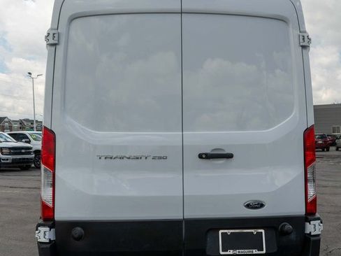 Used 2024 Ford Transit 250 148 Medium Roof w/ Load Area Protection Package RWD image 7