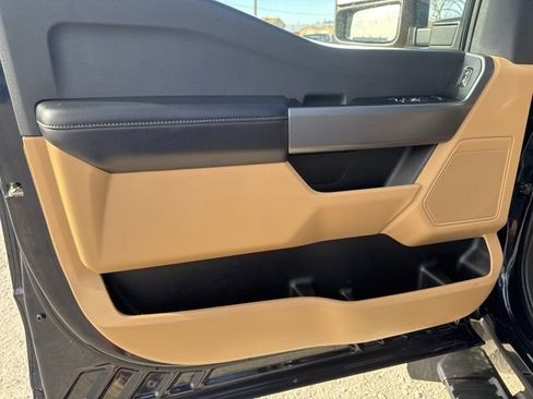 Used 2025 Ford F450 XLT w/ 360-Degree Camera Package image 24