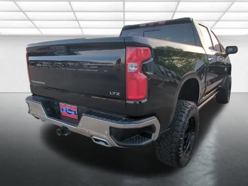 Used 2023 Chevrolet Silverado 1500 LTZ w/ Technology Package image 32