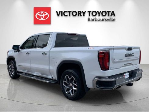 Used 2023 GMC Sierra 1500 SLT AWD/4WD image 3