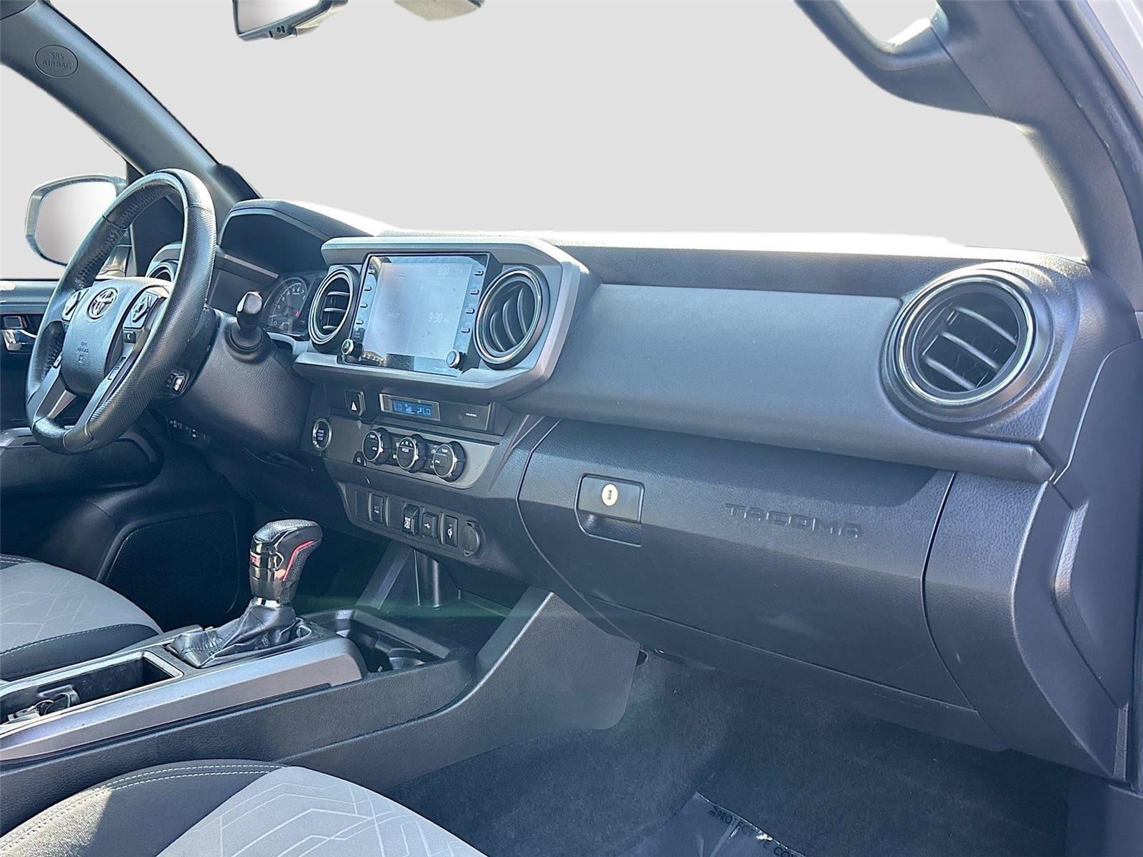 Used 2021 Toyota Tacoma TRD Off-Road RWD image 26