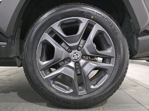 Used 2024 Toyota RAV4 Adventure image 23