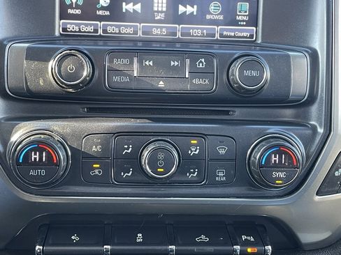 Certified 2018 Chevrolet Silverado 1500 LT w/ All Star Edition image 35