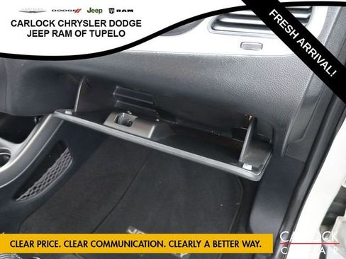 Used 2017 Dodge Journey SE image 41