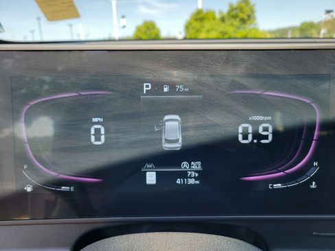 Used 2025 Kia Sportage EX w/ Premium Package FWD image 18
