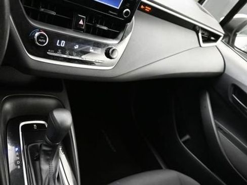 Used 2022 Toyota Corolla LE FWD image 15