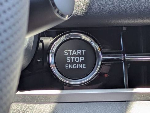 New 2026 Mitsubishi Outlander LE image 33