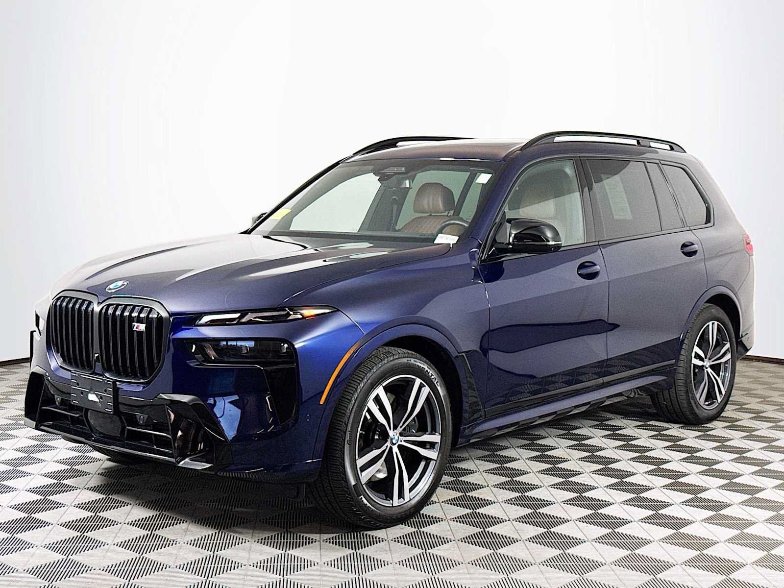 Used 2026 BMW X7 M60i AWD/4WD image 35