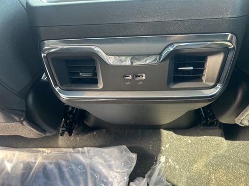 New 2026 GMC Sierra 1500 Elevation w/ Preferred Package AWD/4WD image 27