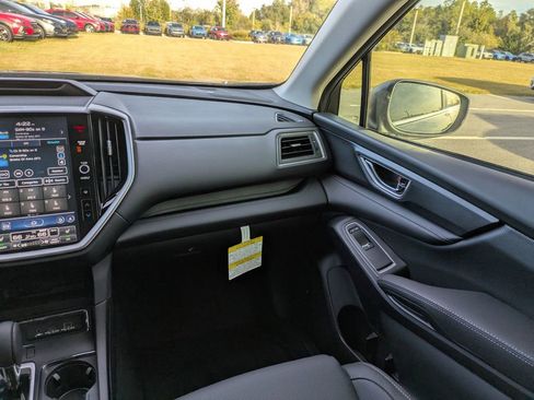 Used 2025 Subaru Ascent Limited image 16
