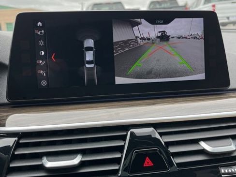 Used 2018 BMW 530e image 47