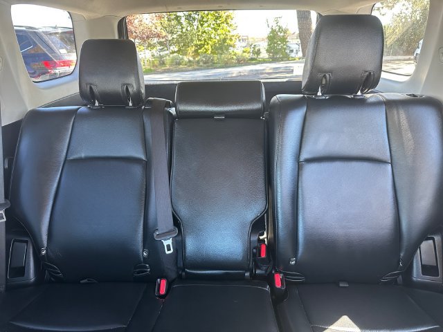 Used 2024 Toyota 4Runner SR5 AWD/4WD image 18