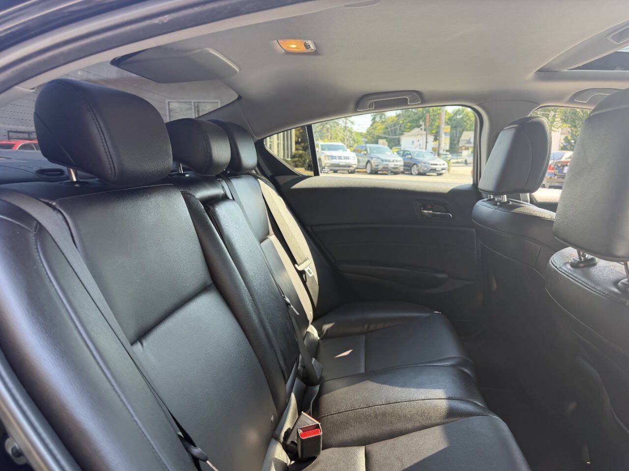 Used 2018 Acura ILX w/ Special Edition Package FWD image 23