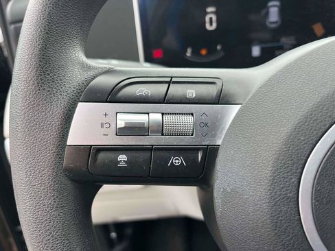 Used 2025 Hyundai Tucson SEL AWD/4WD image 17
