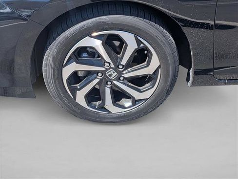 Used 2017 Honda Accord EX-L image 15