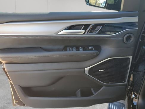 New 2026 Jeep Grand Wagoneer Limited image 26