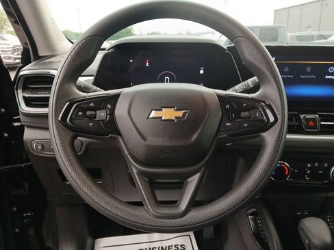 Used 2024 Chevrolet TrailBlazer LT w/ Driver Confidence Package AWD/4WD image 15