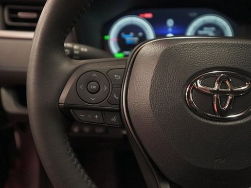 Used 2025 Toyota RAV4 XSE w/ Advanced Technology Package image 22