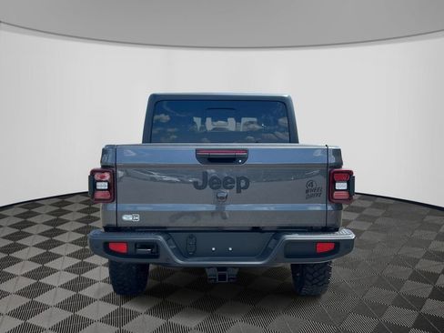 Certified 2025 Jeep Gladiator Sport AWD/4WD image 4