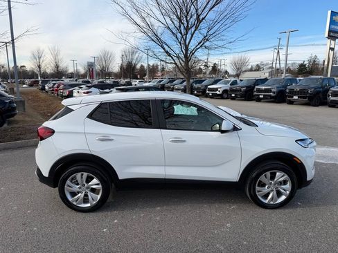 Used 2024 Buick Encore GX Preferred image 4